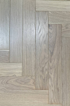 CROWNWOOD Английская елка 90° 2-х слойная (шип-паз) Гармония 100902 (Порода: Дуб Натур) 600 x 100 x 13.5 / 0.96м2