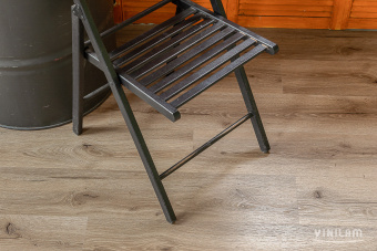 ПВХ плитка  VINILAM CLICK 3,7 мм Дуб Дамп 8838