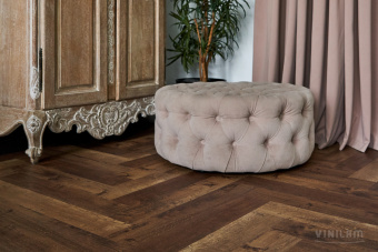 ПВХ плитка VINILAM PARQUET HERRINGBONE Glue GD11177 Паркет Версальский Glue