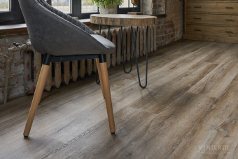 ПВХ CERAMO VINILAM XXL Glue 2,5 мм Дуб Биль 8895-EIR Glue