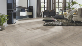 Ламинат Kronotex Herringbone 3773 Серебряный дуб